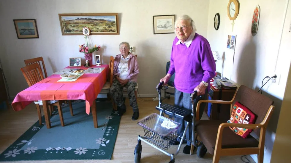 Klara Cedergren och Ingrid Romin.