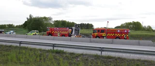 En död och två skadade i olycka på E4