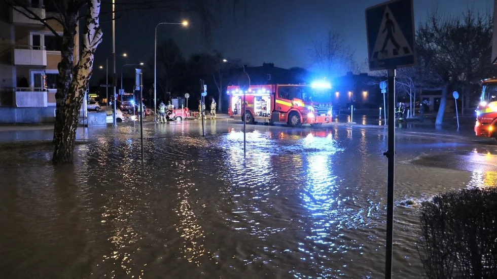 En större vattenläcka inträffade nära Kvarntorget tidigt på onsdagsmorgonen.