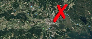 Skogsbranden är släckt – markägaren bevakar under natten
