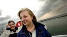 Trivs. Sofia Wikberg (främst) och Elin Rasmussen-Hansson stormtrivs med sin utbildning, på gymnasiets sjöfartsprogram. De gör nu sin praktik på Gotlandsbåten, och båda är övertygade om att det är på sjön de vill arbeta i framtiden.