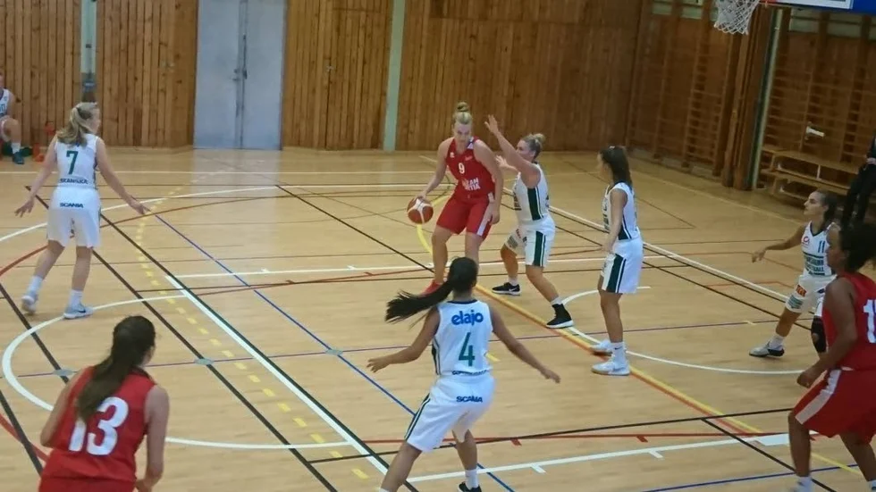 Visby Ladies vann sina två första träningsmatcher för säsongen. Båda mot Oskarshamn.