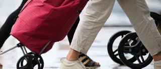 Äldre kvinna fräckt bestulen i matbutik