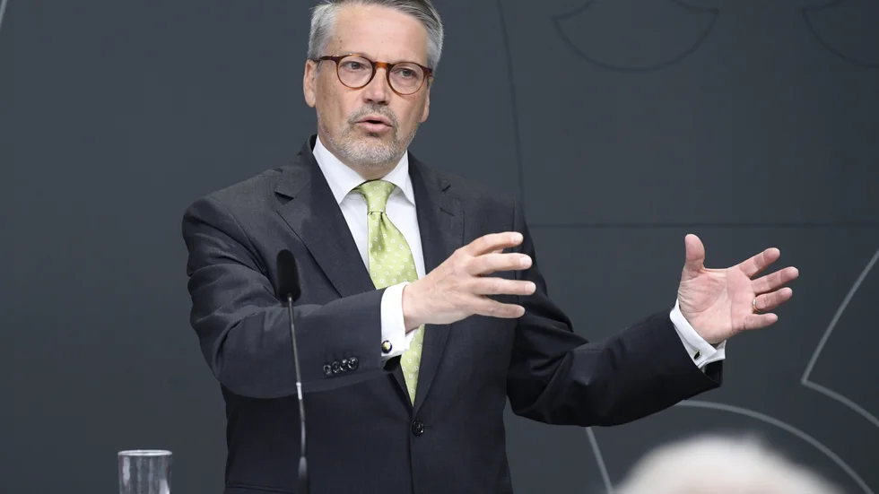 Göran Hägglund, tidigare socialminister, leder den nämnd som ska avgöra om den pågående vårdkonflikten ska klassas som samhällsfarlig.