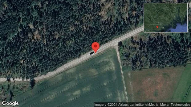 Problem i trafiken efter nedfallna träd på väg 511