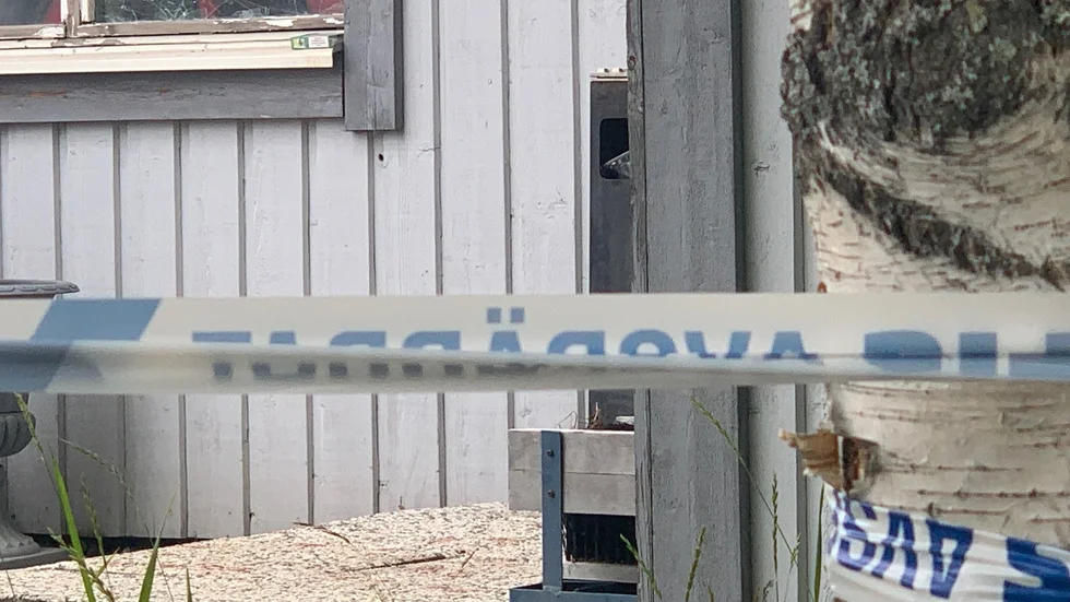 Efter det misstänkta mordförsöket spärrades bostaden av.