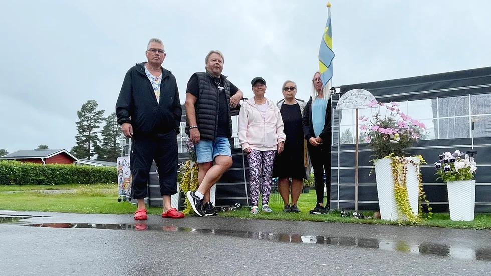 Tomas Granlund, Peder Johansson, Veronica Lidman, Maria Granlund och Sarah Stenlinden vill behålla sina platser på Byske camping. 