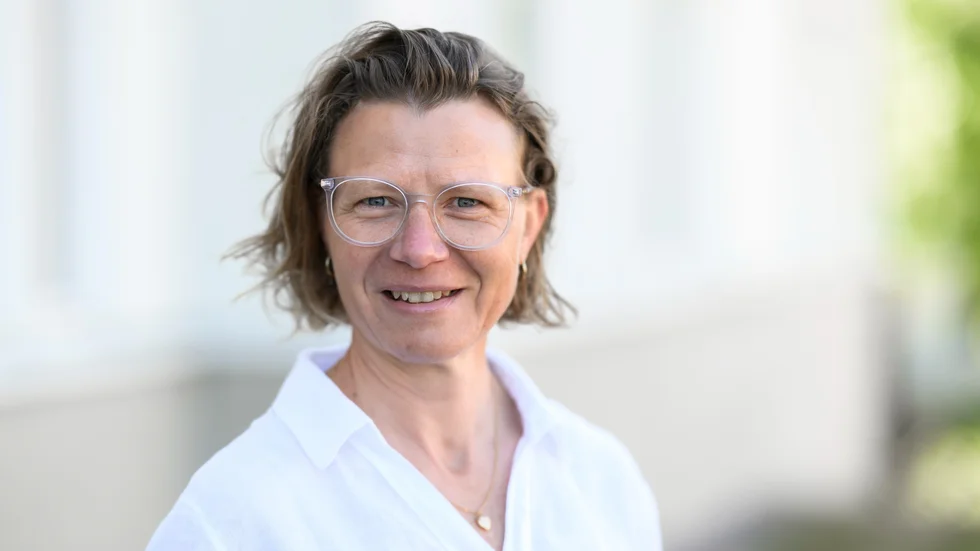 Anna Gillman, smittskyddsläkare vid Akademiska sjukhuset, vill rekommendera alla som kan att vaccinera sig mot TBE.