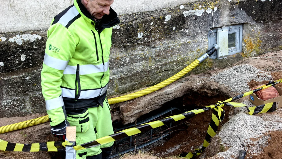 Thor Nylander är grävmaskinisten som tagit hand om slukhålet. 