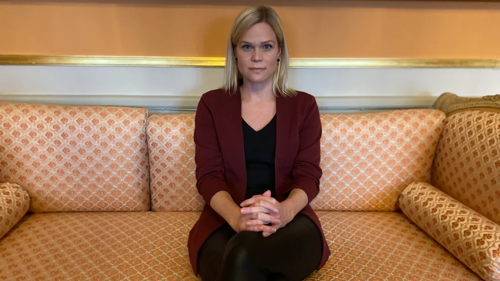 Paulina Brandberg är jämställdhetsminister och därmed ansvarigt statsråd för det nationella centrum mot hedersrelaterat våld och förtryck som finns på Länsstyrelsen i Östergötland. 