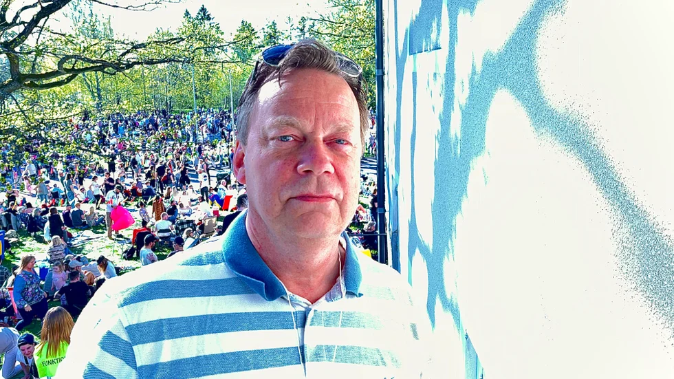 Pelle Johansson, sångare och gitarrist Kalle Baah