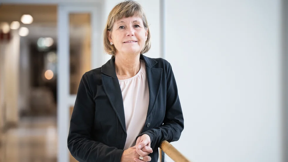 Maria Pettersson, verksamhetsområdeschef på Folktandvården i Norrbotten, menar att deras volymer är för små och att de fasta kostnader är för stora för att kunna hänga med i den snabba tekniska utvecklingen. 