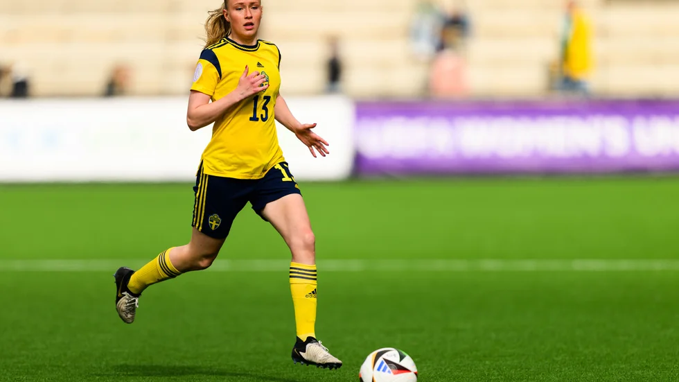 Ella Lundin har fått spela bägge matcherna för det svenska F17-landslaget. Två förluster har dock gjort att drömmen om medalj är över.