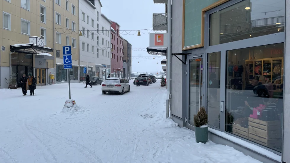 Svårt att hitta personal inom handeln i Kiruna.