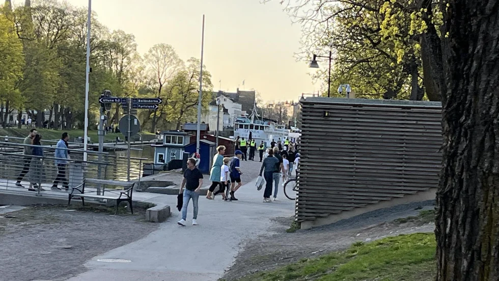 Det blev bråk mellan Sirius och Häckens supportrar efter matchen. Polisen fick ingripa för att stoppa en misshandel.