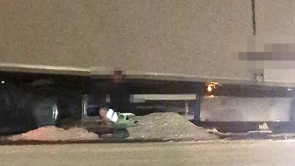 Spåret ledde hela vägen upp till Solbacken, där lastbilen stod på sidan av vägen. ”Det var inte små mängder”, konstaterar Robin.
