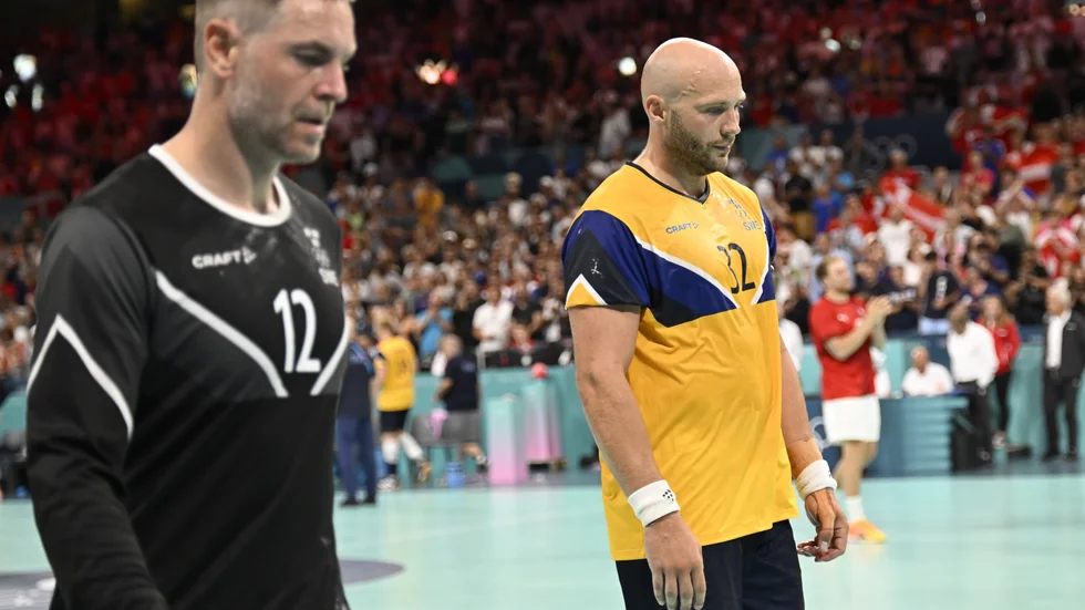 Andreas Palicka och Oscar Bergendahl deppar efter förlusten i OS-kvartsfinalen.