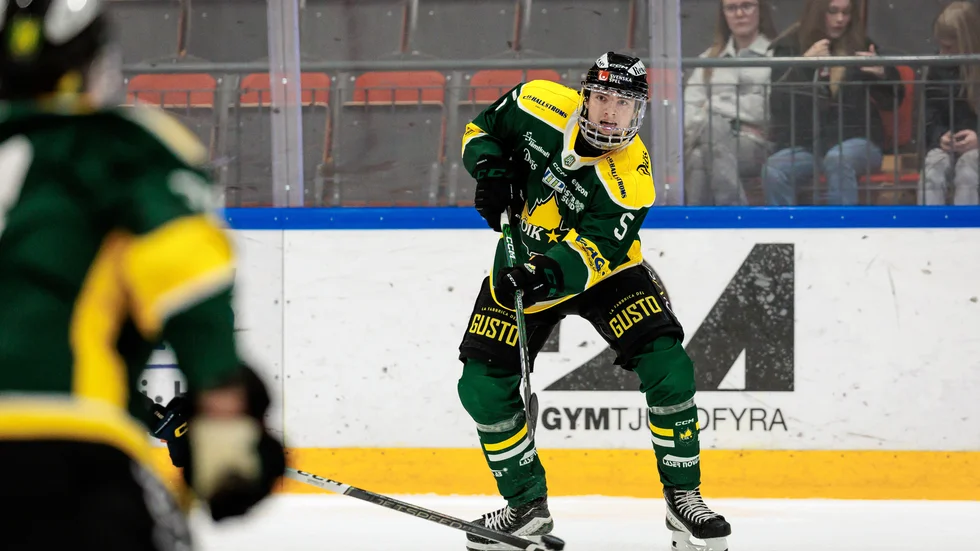 August Hansson byter Östersund mot VIK, enligt uppgifter till sporten.