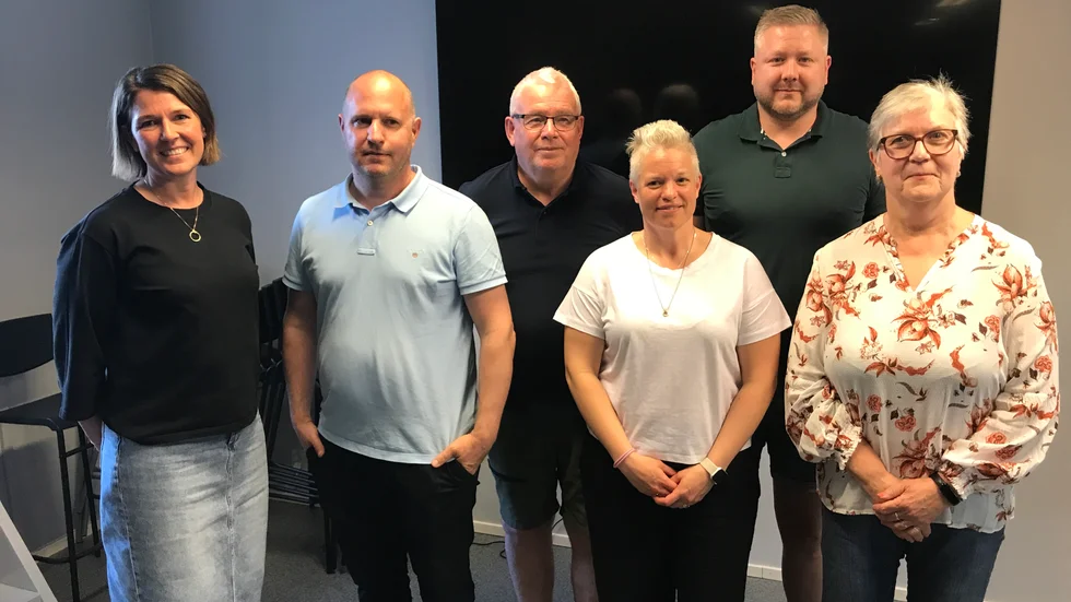 Nya styrelsen i Vimmerby Hockey. Från vänster: Frida Dahl, Andreas Zukiewicz, Ulf Bergqvist, Maria Karlsson, Jonatan Gunnarsson, Anita Westerback.