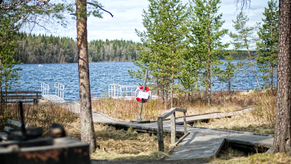Hertsöträsket är ett populärt friluftsområde som ingår i naturreservatet Ormberget-Hertsölandet. Området runt Hertsöträsket påverkas inte direkt om Norrleden blir av men det riskerar att bli förhöjda bullernivåer som en konsekvens av både byggarbetet och trafiken.