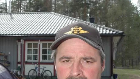 FÖRGÄVES. Tommy Larsson i Sikfors har tillsammans med sina två syskon i Älvsbyn gjort allt de kan för att få loss sin pappa ur fångenskapen, men hittills har det varit förgäves.Foto: JONAS HANSSON