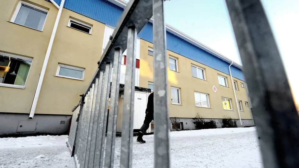 Söker vittnen. Polisen söker vittnen till rånet på Stengatan.