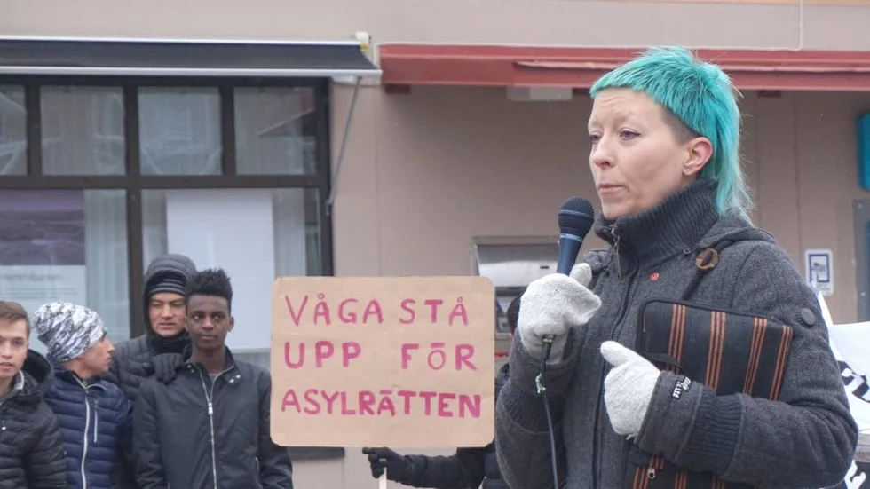 Carolina Gustafsson uppmanade de som deltog i manifestationen att inte tappa hoppet