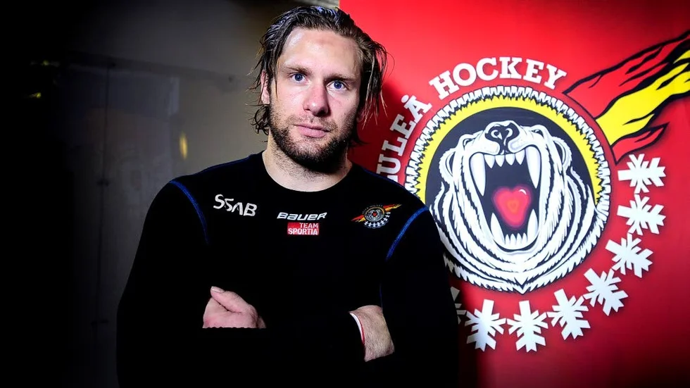 Jonathan Granström hamnade i fokus när Luleå mötte Frölunda under slutspelet förra säsongen. På träningen innan årets semifinal bjöd Luleåfans på en skön påminnelse.