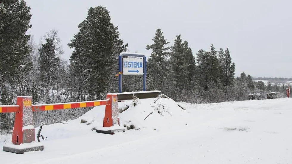 Störningsrisk. Stena Metall bedriver försäljning av metallämnen samt återvinning av metaller på sin industritomt i Kiruna. Men eftersom tomten ligger nära den kommande centrumbebyggelsen vill kommunen att den skall flyttas för att inre riskera störa bebyggelsen.