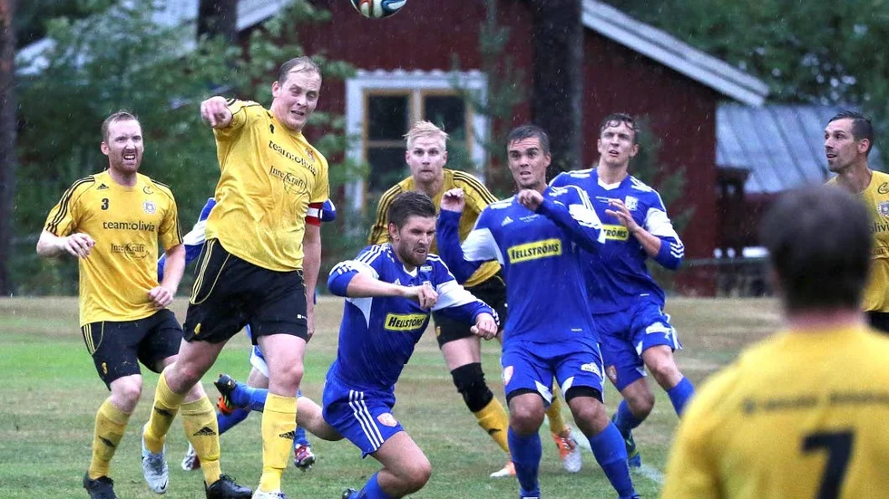 Kaptenen. Hedens lagkapten Rickard Häggstål.