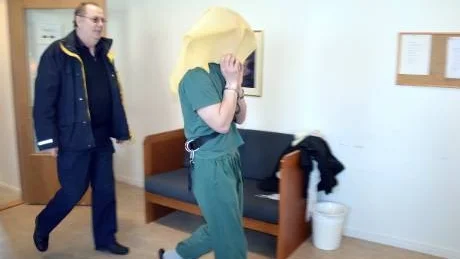 VILLE ÅKA FAST. Den 29-årige estländaren gick självmant till polisen efter bankrånet i Kalix. Åklagaren yrkar på 1,5 års fängelse.FOTO: GÖRAN LAHTI