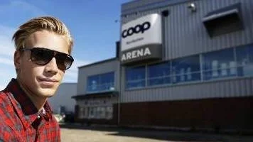 PÅ HEMMAPLAN. Anders Nilsson är tillbaka i Luleå efter en veckas träningsläger med sin nya klubb New York Islanders. Och målet är att direkt slå sig in i världens bästa ishockeyliga.Foto: Petra Isaksson