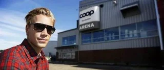 Storleken ska föra honom till NHL