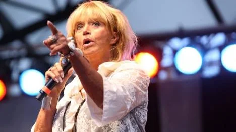 Nu kommer Lill-Babs tillbaka som dragplåster vid Sikfors sommarfest på lördag.