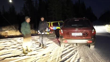 RÅNARJAKT. Rune Öberg, jägare från Långträsk, var med när polisen stoppade PT-teamet i Kolerskogarna.