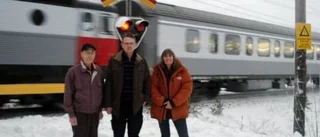 Varg sprang framför tåg