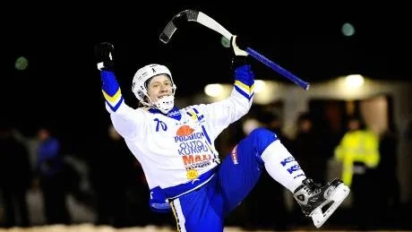 MÅLSKYTT. Mikko Rytkönen hittade rätt - två gånger om i matchen mot serieledaren Sandviken.