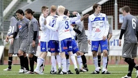 Spelarna på bilden har inget med artikeln att göra.