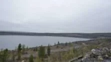 FÖRSENAS. Länsstyrelsen ser för många osäkerheter med tömningen av Leveäniemi dagbrott i Svappavaara och därför vågar de inte lämna ett positivt besked, vilket leder till en försening av tömningen och därmed också den kommande brytningen.