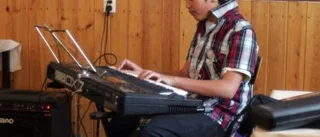 Musikaliskt kafé i Bredsel