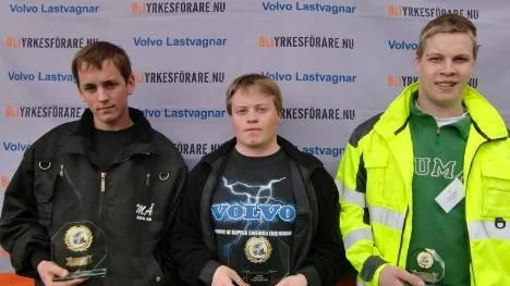 Emil Åkerlund, längst till vänster, kom tvåa i yrkesförartävlingen, Henrik Drugge i mitten vann och Marcus Sandgren kom trea.