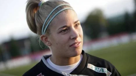 "Jag trivs bra i Piteå och det känns som en fin belöning att vi fått utmärkelsen Citizen of the year", säger damlagets kanadensiska målvakt Stephanie Labbé.