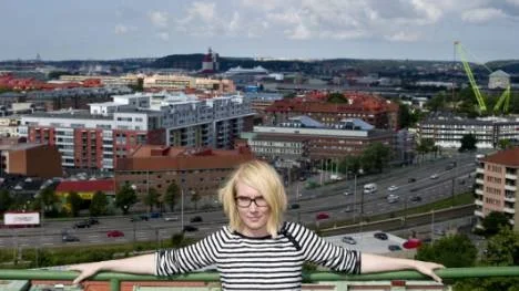 "Jag har hört flera olika tolkningar av slutet", säger Carolina Fredriksson om responsen på romandebuten "Flod".