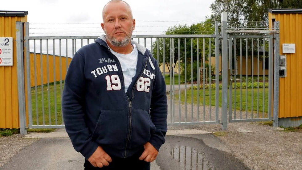 Får betala. "Vi skötare får vara med och betala priset för landstingets dåliga ekonomi", säger Lennart Grahn, skötare vid psykiatrin länsgemensamt.