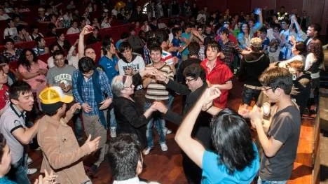 Nowroozfesten i Arvidsjaur i mars 2012 lockade cirka 300 personer. I år hjälper Munir Faiaz till med den Nowroozfest som ska hållas på Kulturens hus i Luleå. "Vi samarbetar, nästa år blir den i Arvidsjaur", säger Munir. (Arkivbild)