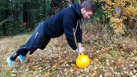 Kettlebell är en form av hantel som också används flitigt i crossfit.