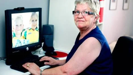 Janeth Hedkvist i Piteå har koll på sin dator och kan sin engelska. När den falska it-supporten ringde henne förstod hon genast att det var något skumt i görningen.