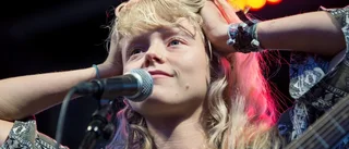 Recension: Vackert men segt med Alice Phoebe Lou