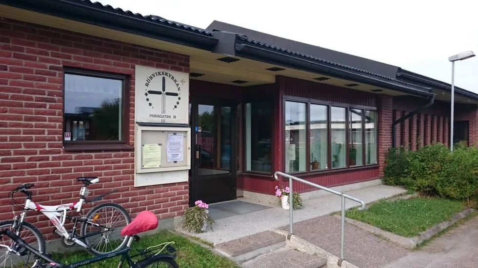 Evakuerade. Under de tidiga morgontimmarna har de 38 från boendet varit evakuerade till Rörvikskyrkan. I dag samråder Aleris och Bodens kommuns socialtjänst om hur boendesituationen ska läsas. Man har flera goda alternativ.