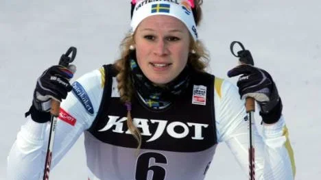 Jennie Öberg, Piteå Elit, imponerade i sin världscupdebut där hon gick till semifinal och blev nia totalt.